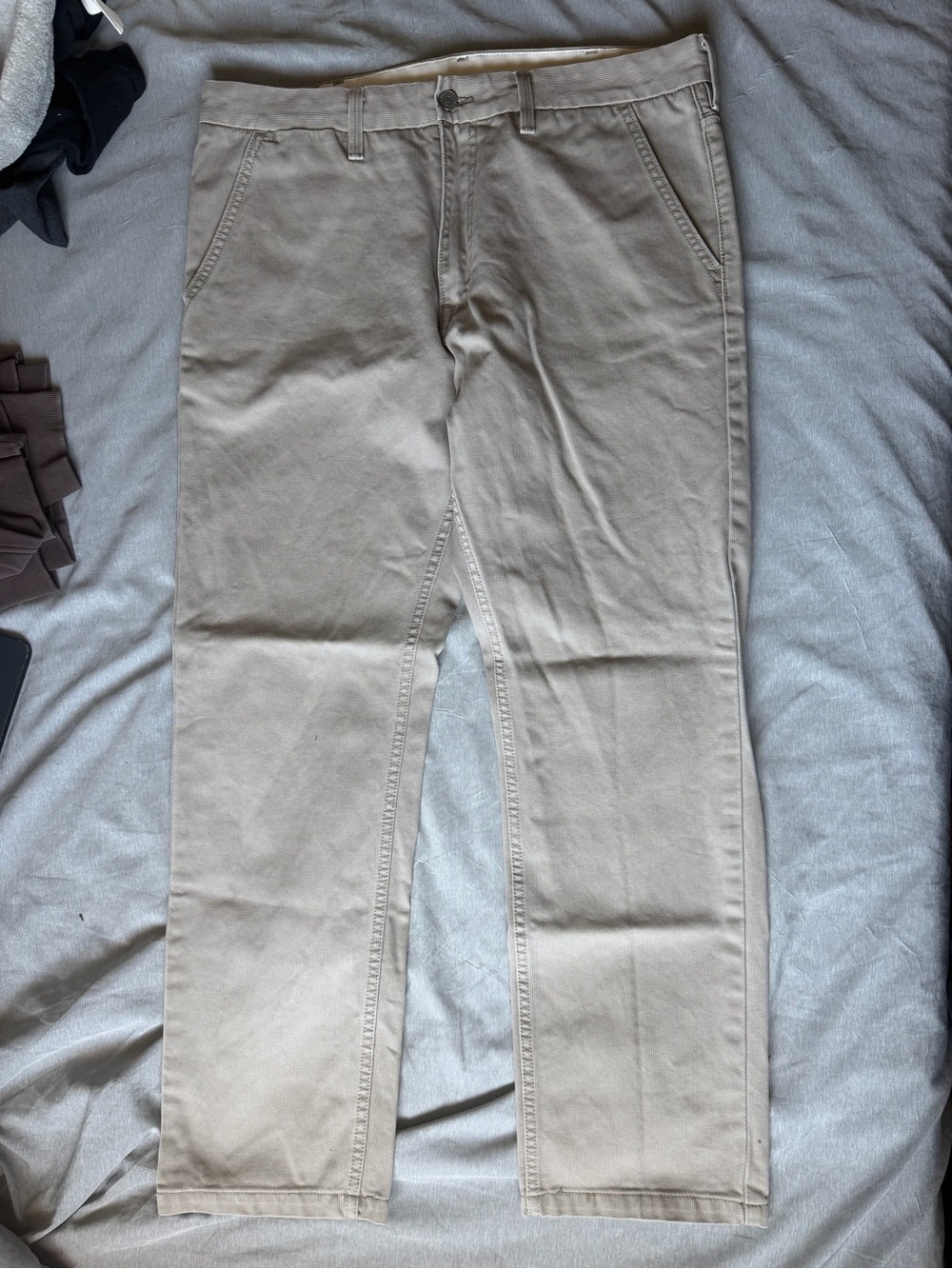 Levi's Men's Beige Chino Pants
